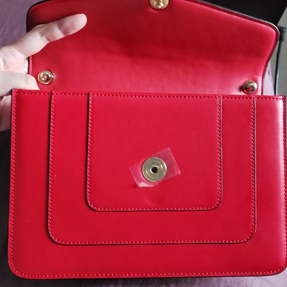 Red Handbag - Picture 2 of 3